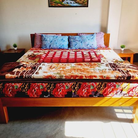 Gayatri Homestay Dibrugarh 外观 照片